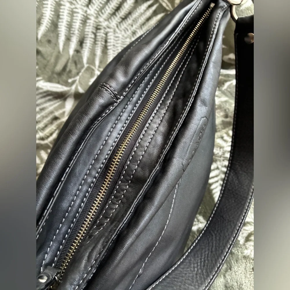 Coach Black Leather Hobo Shoulder Bag